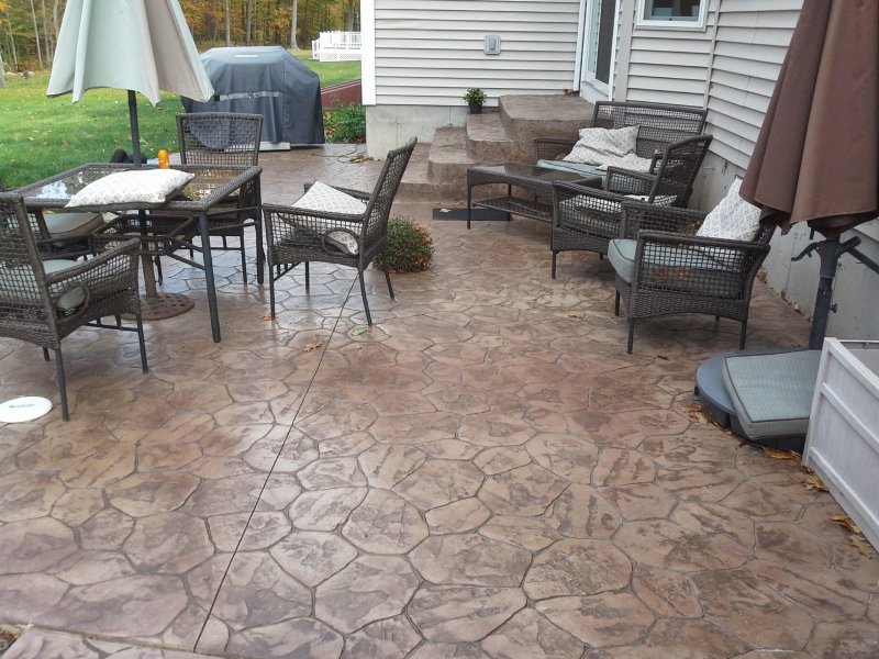 Thiết kế sân vườn ngoài trời được ứng dụng sàn bê tông áp khuôn