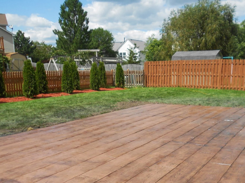 Bê tông áp khuôn có nhiều ưu điểm, phù hợp cho thi công ngoại thất (Ảnh sưu tầm)