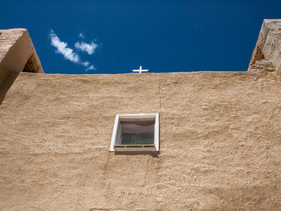 Tính thẩm mỹ tự nhiên của vữa đất (Ảnh sưu tầm)