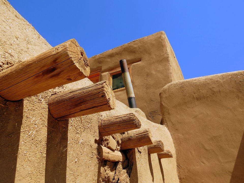 Top 5 ưu điểm của vữa đất so với sơn, xi măng